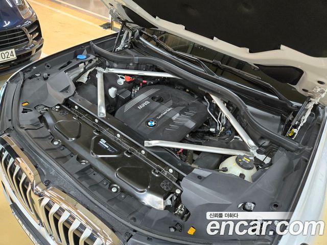 BMW X7 2020 — photo 3