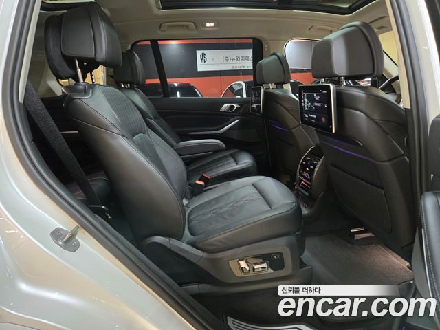BMW X7 2020 — photo 9
