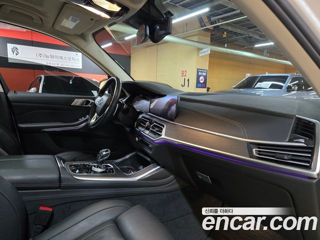 BMW X7 2020 — photo 10