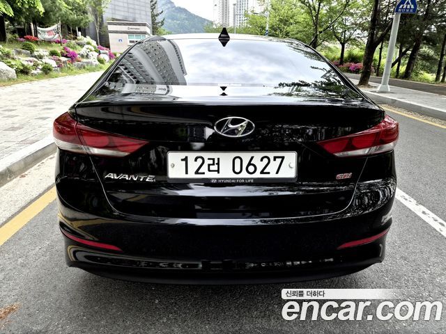 Hyundai AVANTE 2016 — photo 5