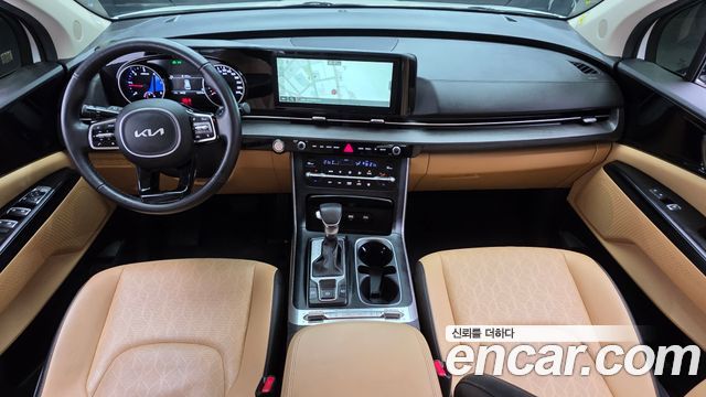 Kia Canival 2023 — photo 7
