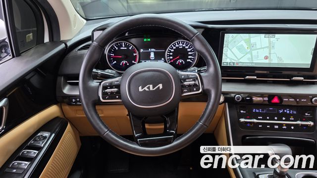 Kia Canival 2023 — photo 13