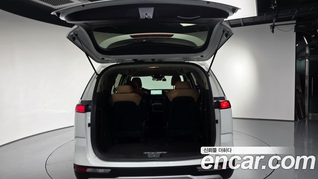 Kia Canival 2023 — photo 20