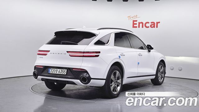 Genesis GV70 2021 — photo 2