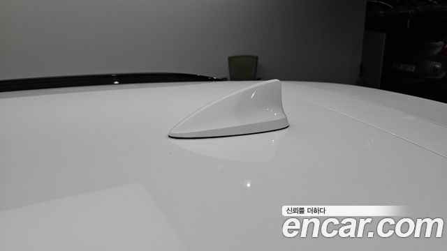 Genesis GV70 2021 — photo 29
