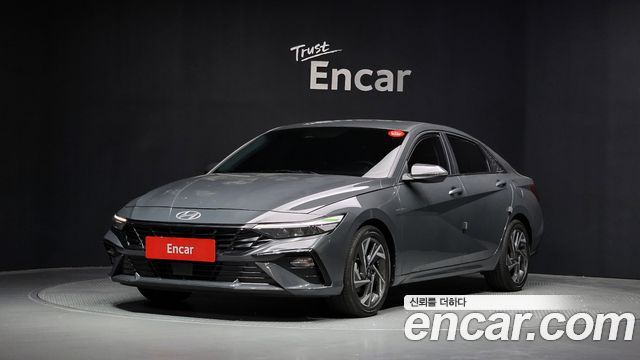 Hyundai AVANTE 2024 — photo 1