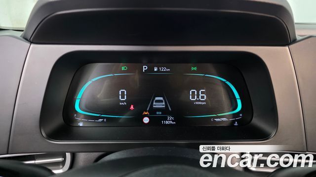Hyundai AVANTE 2024 — photo 8