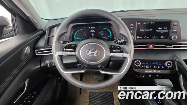 Hyundai AVANTE 2024 — photo 13