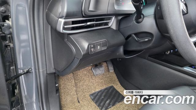 Hyundai AVANTE 2024 — photo 17