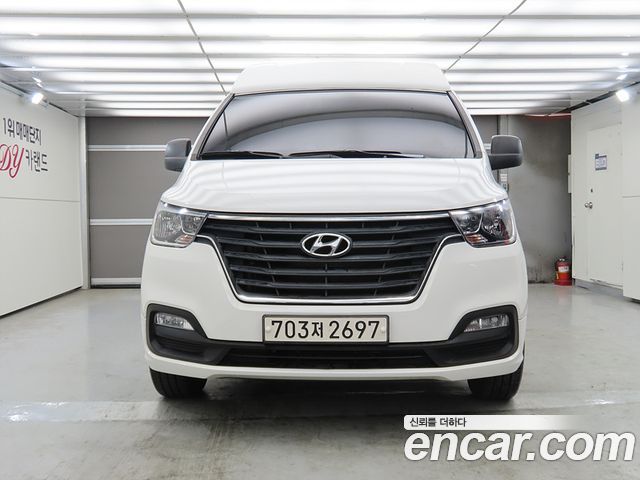 Hyundai Starex 2020 — photo 2