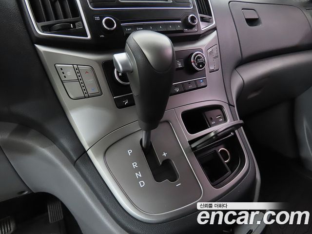 Hyundai Starex 2020 — photo 9