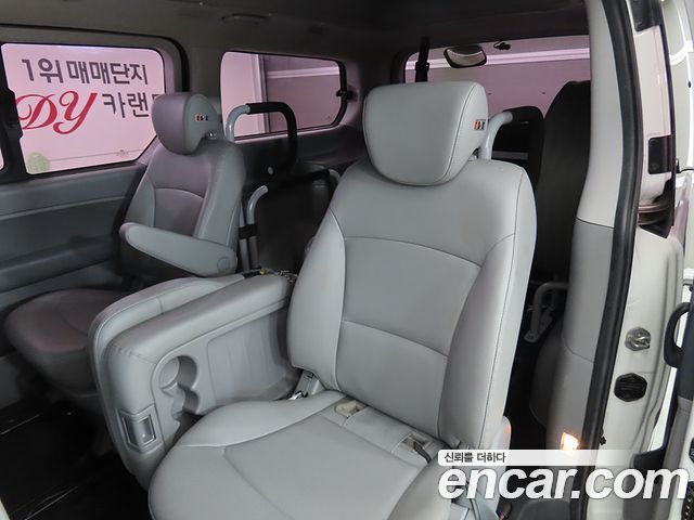 Hyundai Starex 2020 — photo 11