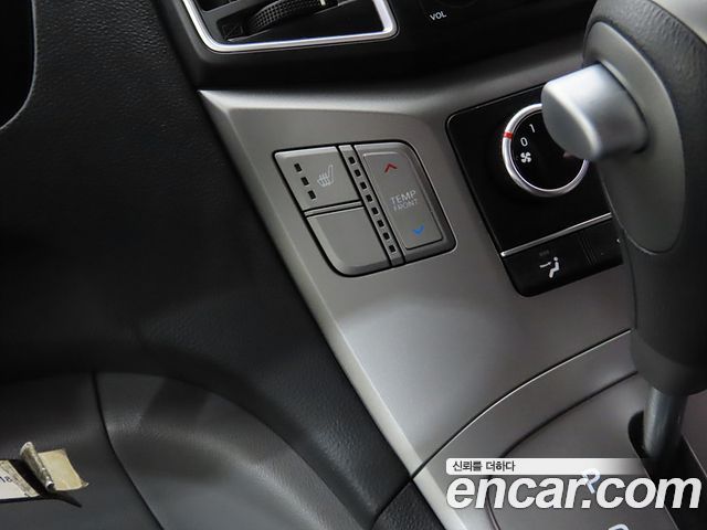 Hyundai Starex 2020 — photo 15
