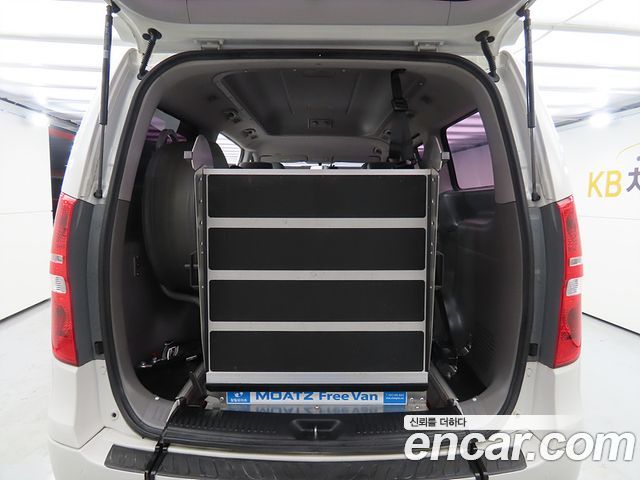 Hyundai Starex 2020 — photo 19
