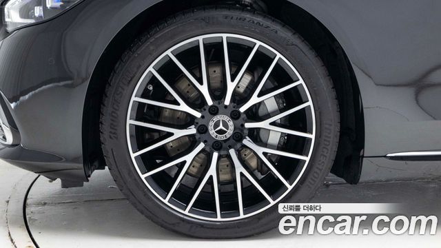 Mercedes-Benz S-Class 2026 — photo 5