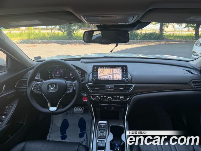 Honda Accord 2019 — photo 15