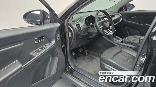 Kia Sportage 2012 — photo 13