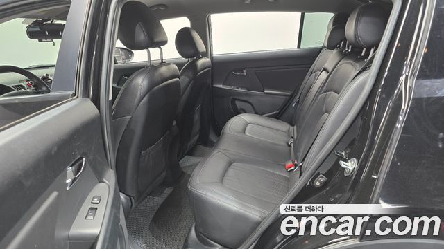 Kia Sportage 2012 — photo 17