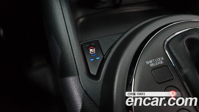 Kia Sportage 2012 — photo 25