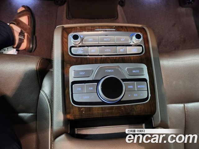 Kia K9 2019 — photo 18