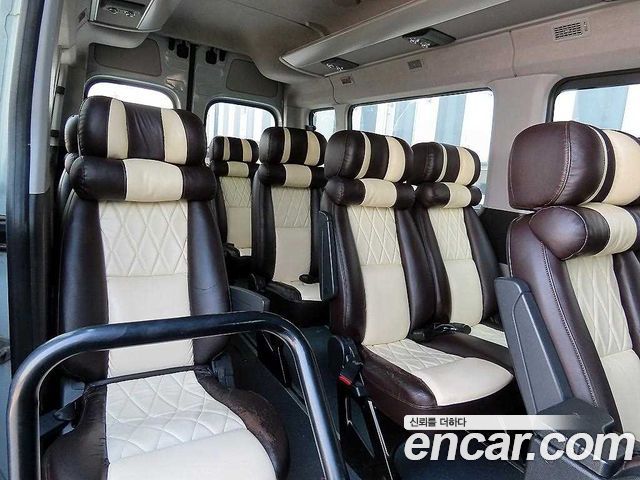 Hyundai Solati 2016 — photo 7