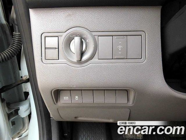 Hyundai Solati 2016 — photo 13