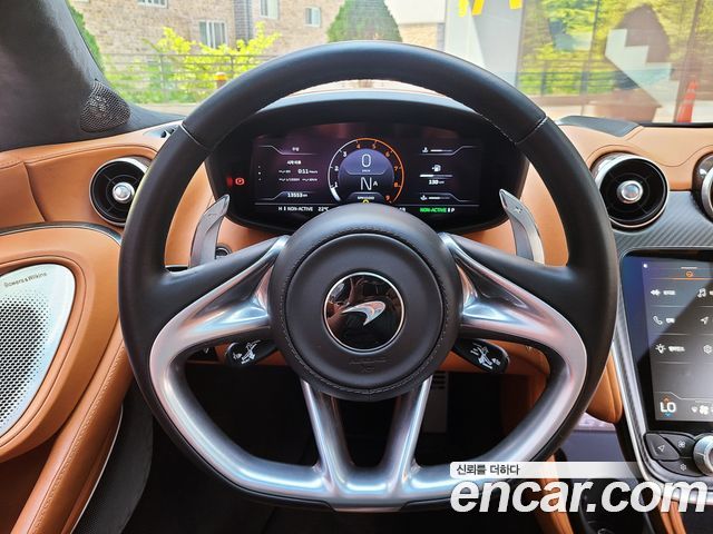 Mclaren GT 2022 — photo 9