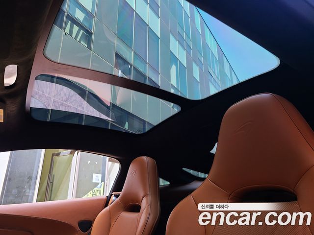 Mclaren GT 2022 — photo 17