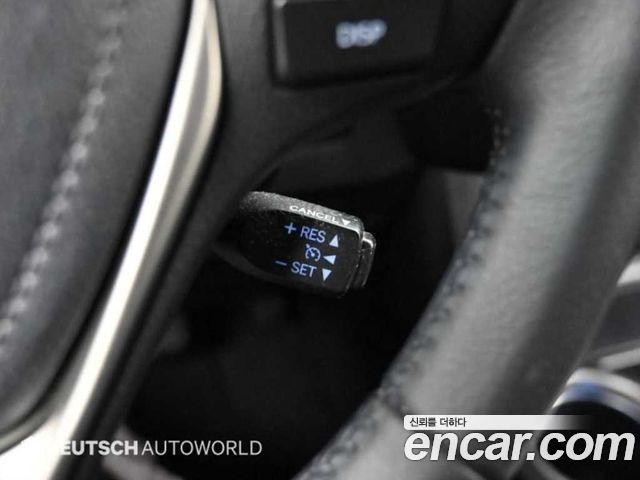 Toyota RAV4 2015 — photo 16