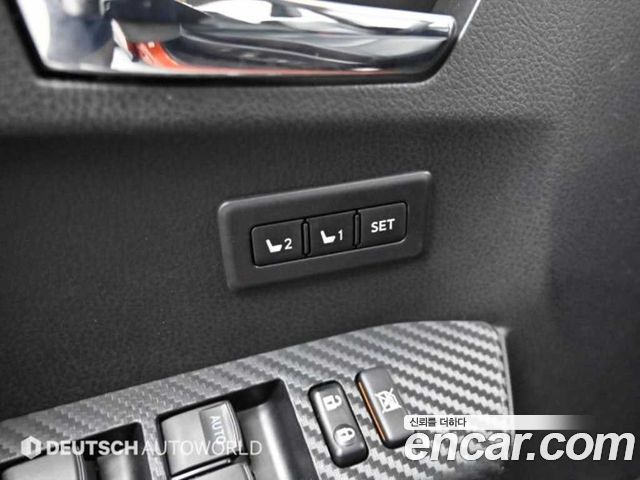 Toyota RAV4 2015 — photo 17