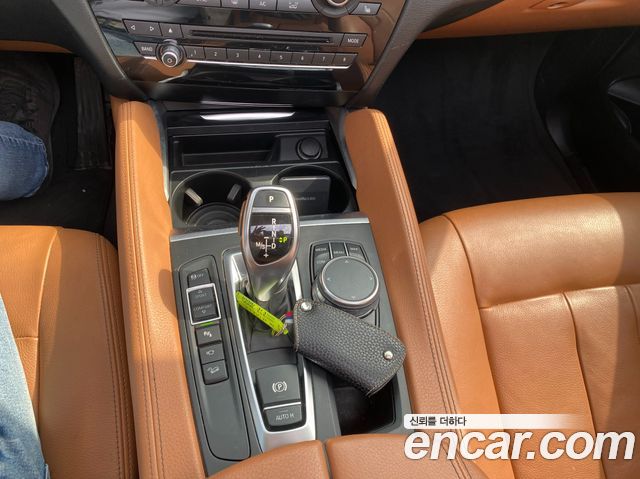 BMW X6 2018 — photo 11
