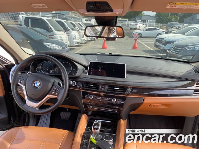 BMW X6 2018 — photo 18