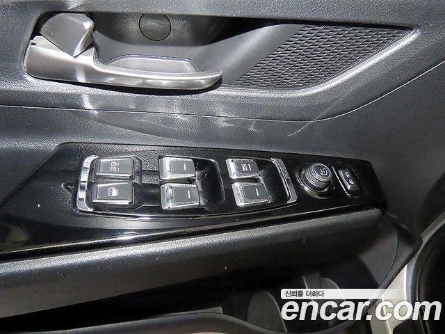 KG Mobility KORANDO 2019 — photo 13
