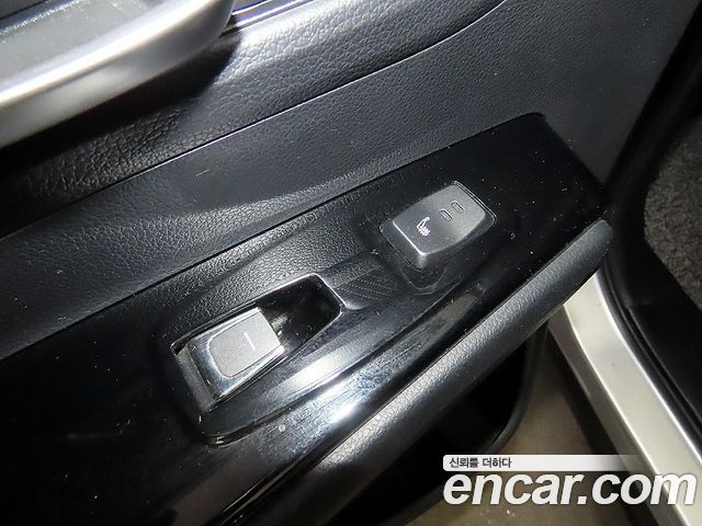 KG Mobility KORANDO 2019 — photo 17