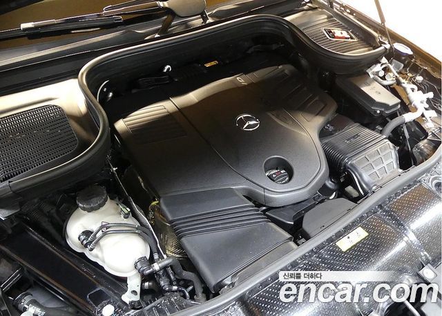Mercedes-Benz GLE-Class 2025 — photo 6
