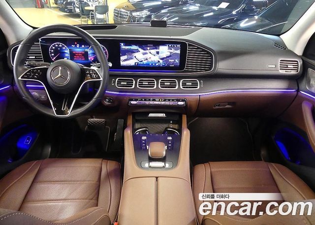 Mercedes-Benz GLE-Class 2025 — photo 7