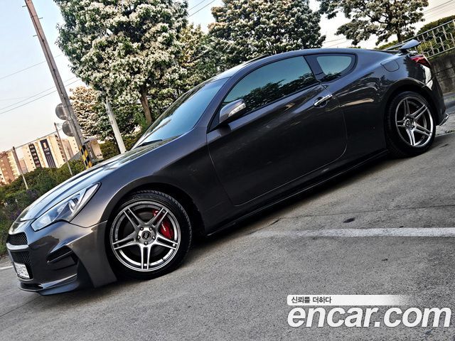 Hyundai Genesis 2012 — photo 14