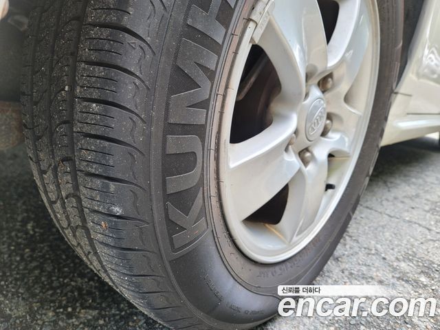 Kia LOTZE 2010 — photo 12