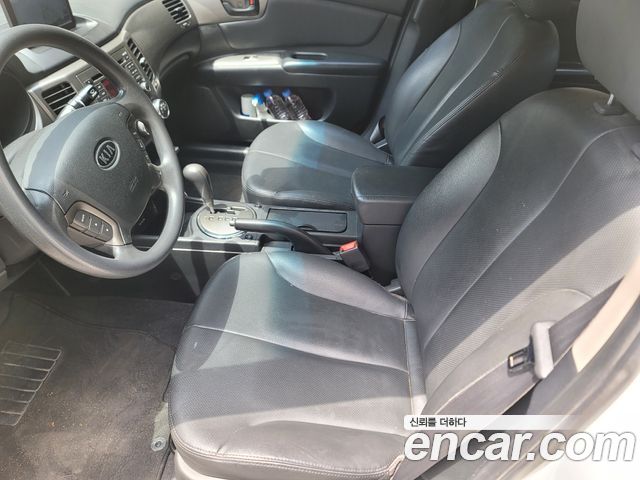 Kia LOTZE 2010 — photo 15