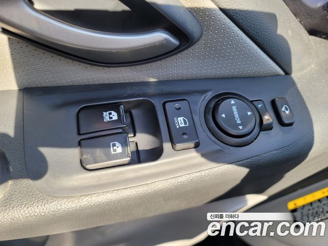 Hyundai Starex 2019 — photo 20