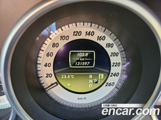 Mercedes-Benz CLS-Class 2012 — photo 16