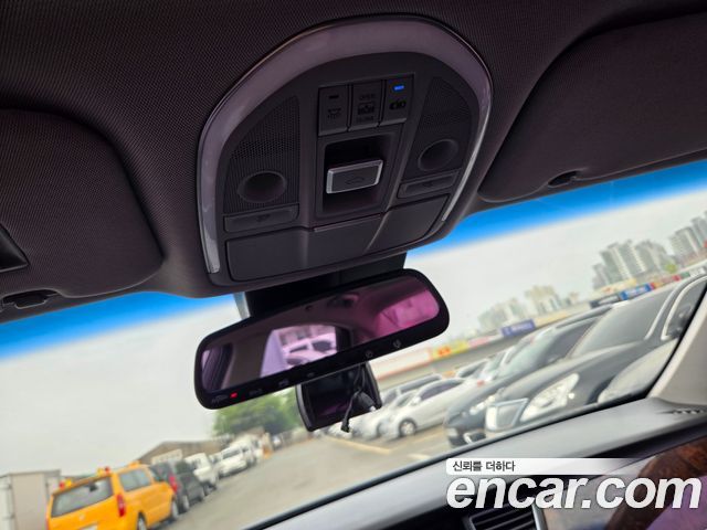 Hyundai Genesis 2016 — photo 18