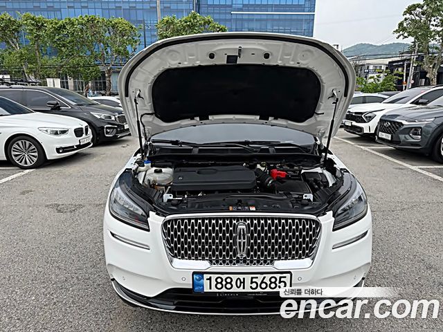 Lincoln Corsair 2022 — photo 6