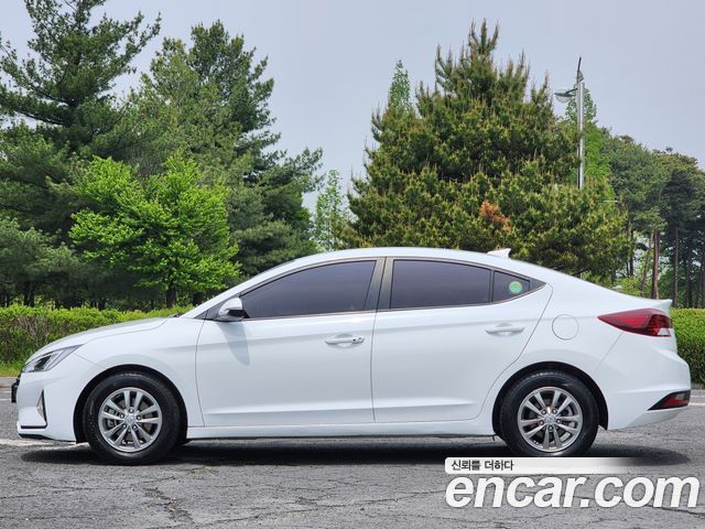 Hyundai AVANTE 2019 — photo 5