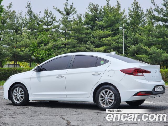 Hyundai AVANTE 2019 — photo 6