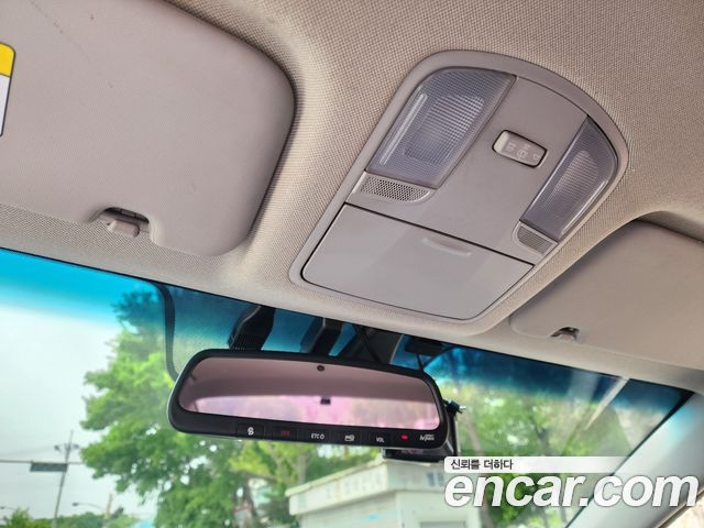 Hyundai AVANTE 2019 — photo 20