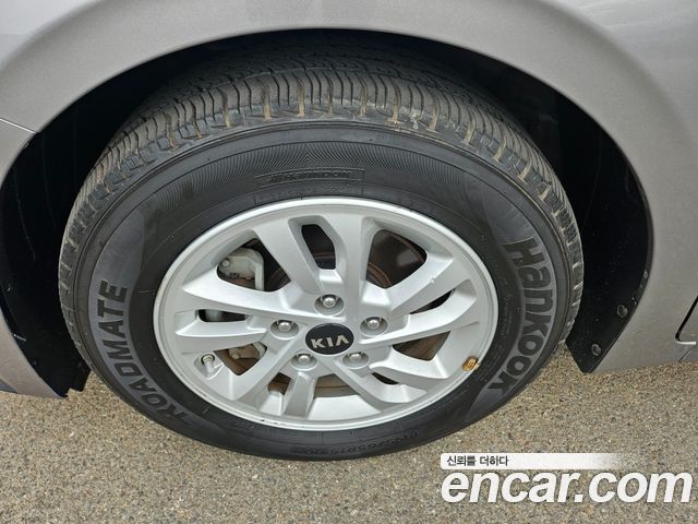 Kia K3 2019 — photo 14