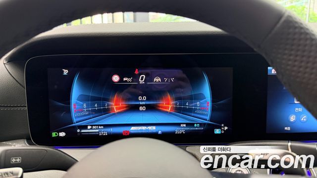 Mercedes-Benz AMG GT 2025 — photo 8