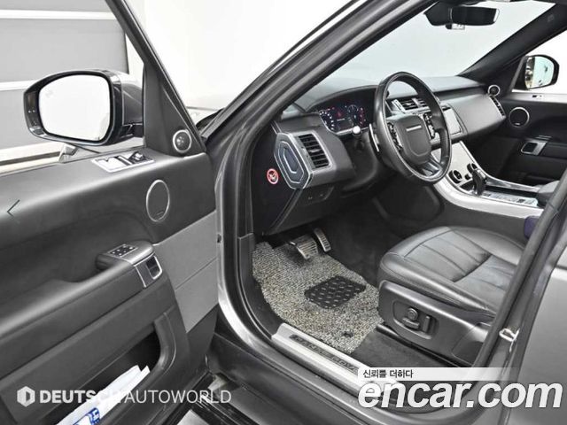 Land Rover Range Rover Sport 2019 — photo 11