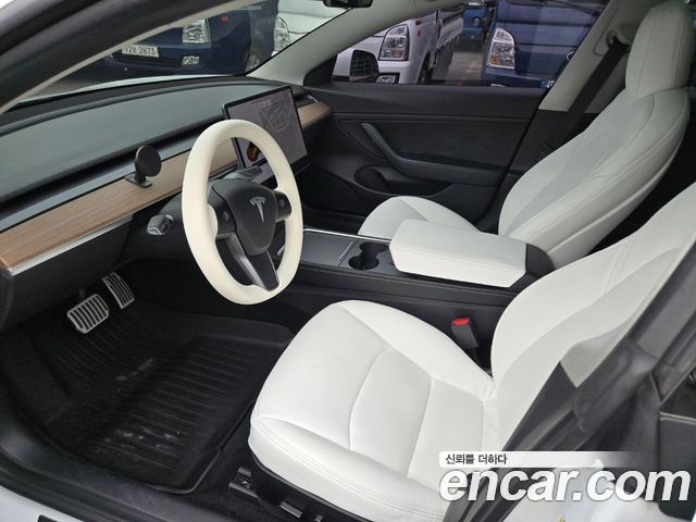 Tesla Model 3 2021 — photo 10